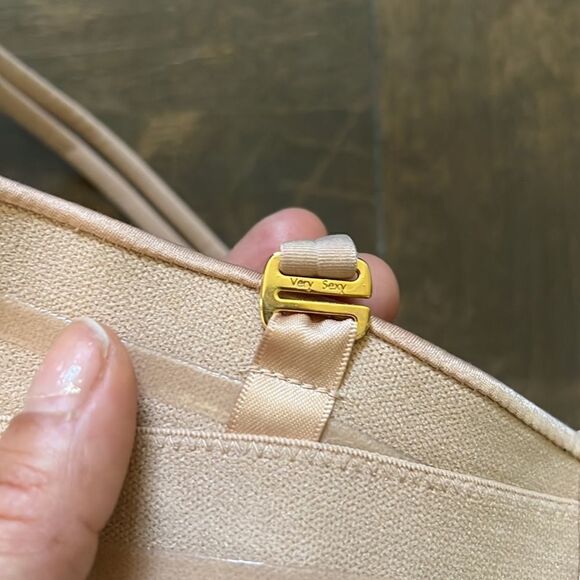 Victorias Secret Very Sexy thick back strap Sz-34D - Picture 11 of 13